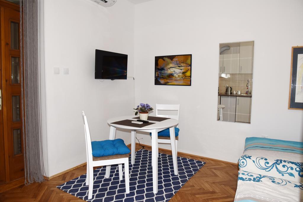 Downtown Apartment Korina Zadar Exteriör bild