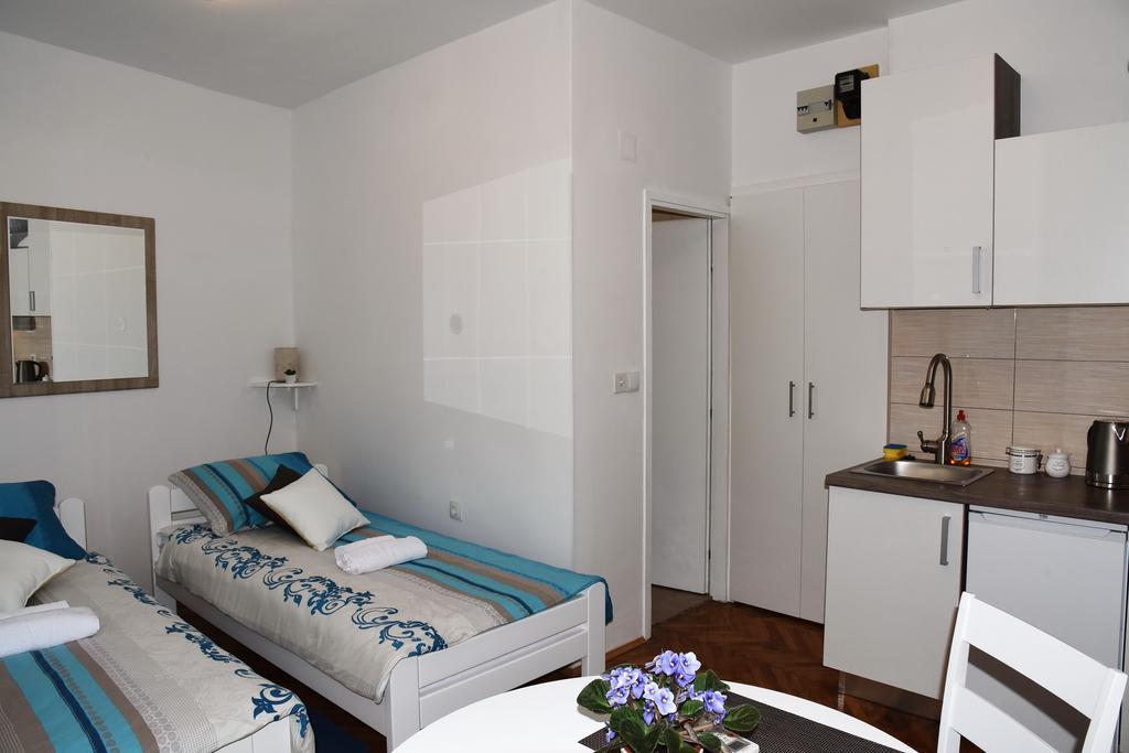 Downtown Apartment Korina Zadar Exteriör bild